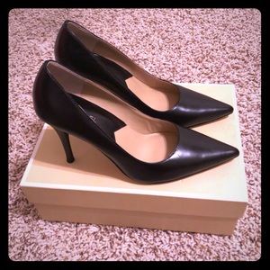 Michael kors black leather heels pumps 7/7.5